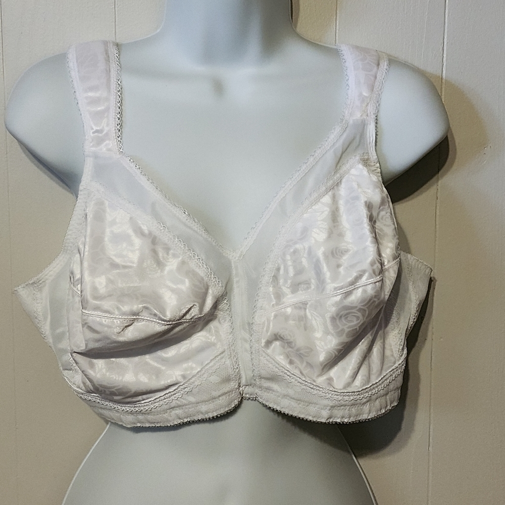 Playtex 42C Bra 18‎ Hour Ultimate Shoulder Comfort Wireless White